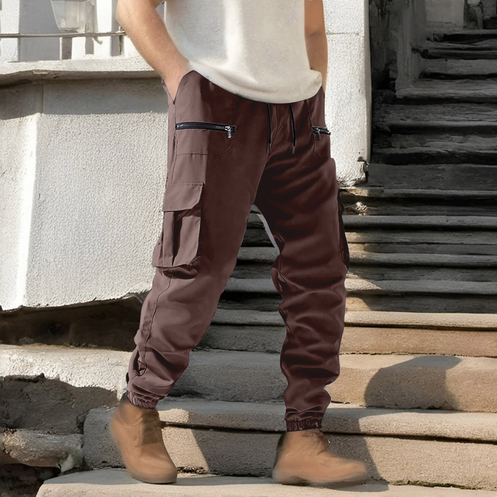 thumbnail image 2 of Pantalones de trabajo de color liso con cremallera para hombre: bolsillos grandes, cordones en los tobillos, estilo informal holgado, para negocios/deporte, poliéster, diseño con cintura ajustable., 2 of 5